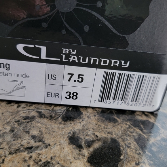 CL by Chinese Laundry Booming Sandal - Picture 7 of 9